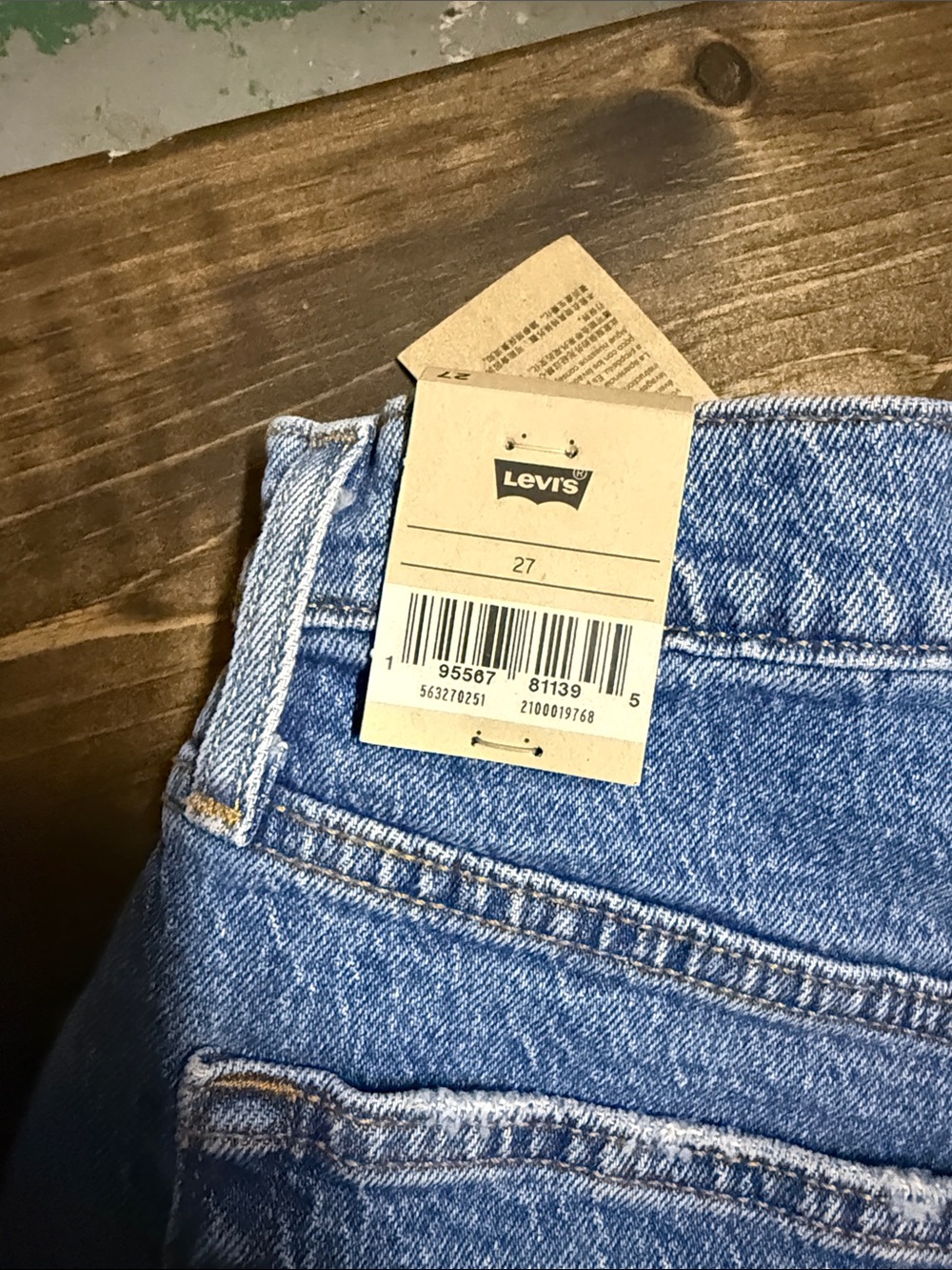 Levi's Light Blue Denim 501 Cutoff Women's Shorts - Picture 3 of 9